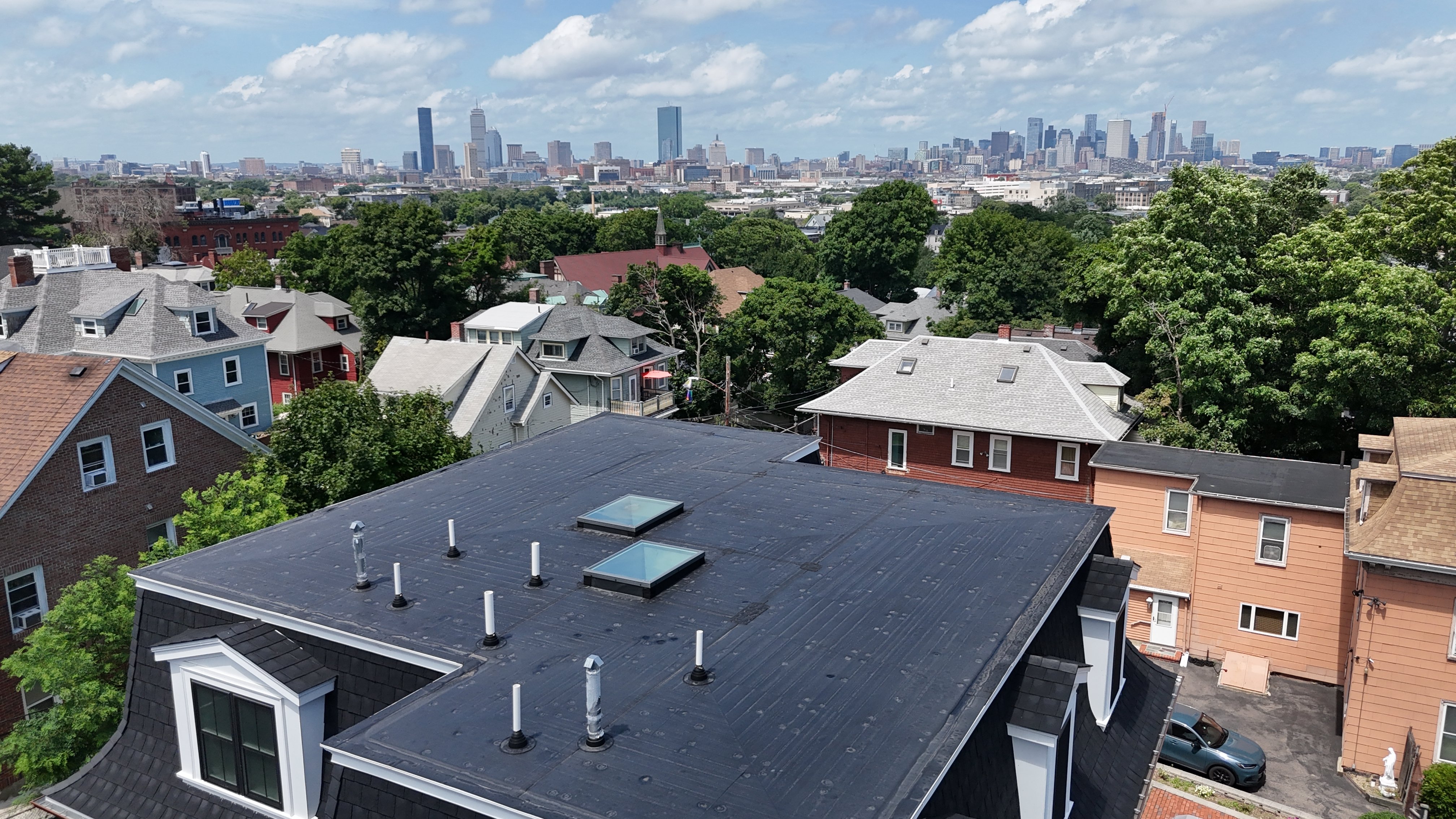 Why Fall Is the Best Time for Roof Inspections in New England